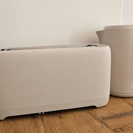 Neuf Pour 2 Personnes, Hypercentre Toulouse, Calme Toulouse