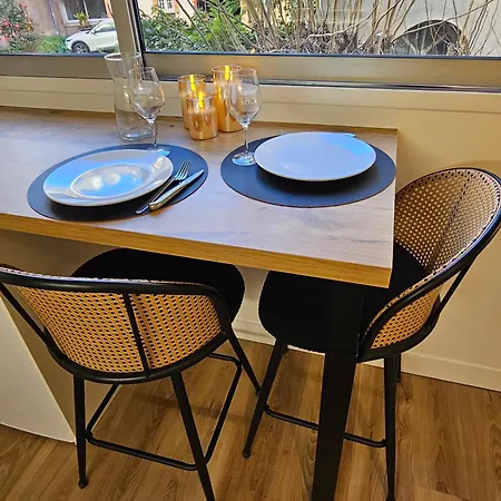 Neuf Pour 2 Personnes, Hypercentre Toulouse, Calme Toulouse